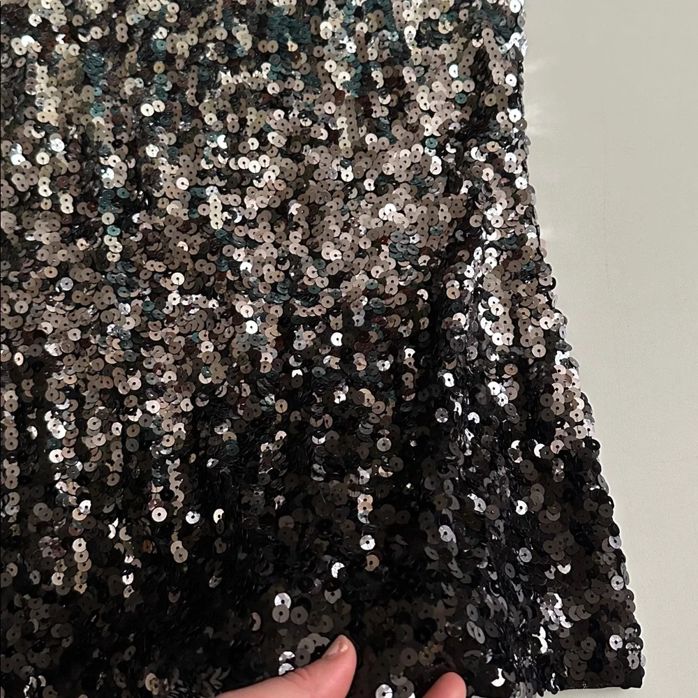 MANER Sequin Halter Tank Top Black Silver Size Large - Picture 3 of 5